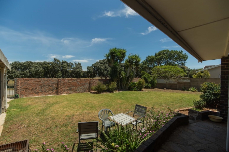 3 Bedroom Property for Sale in Rowallan Park Eastern Cape